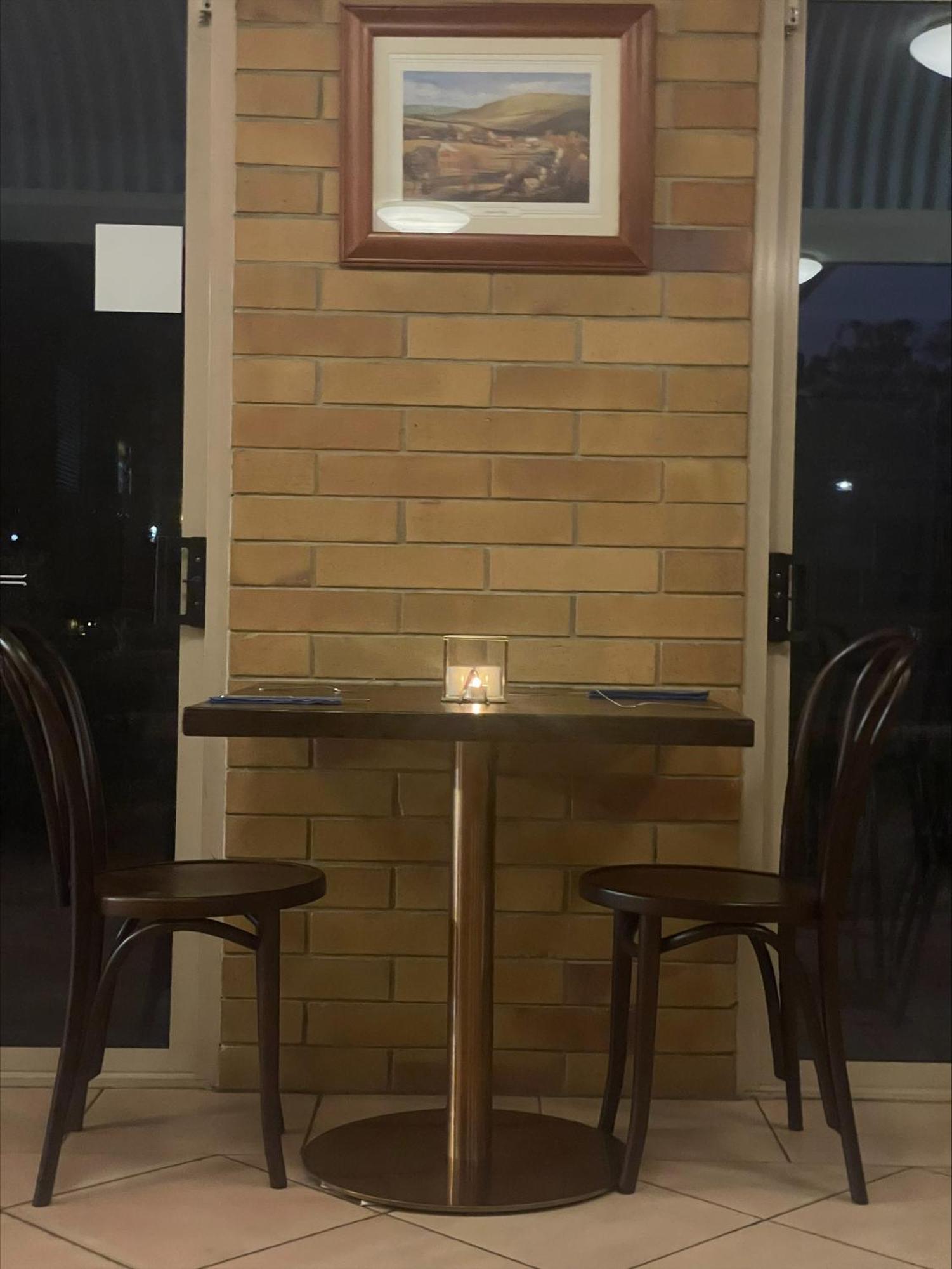 Wild Scotsman Motor Inn Gin Gin Qld ภายนอก รูปภาพ