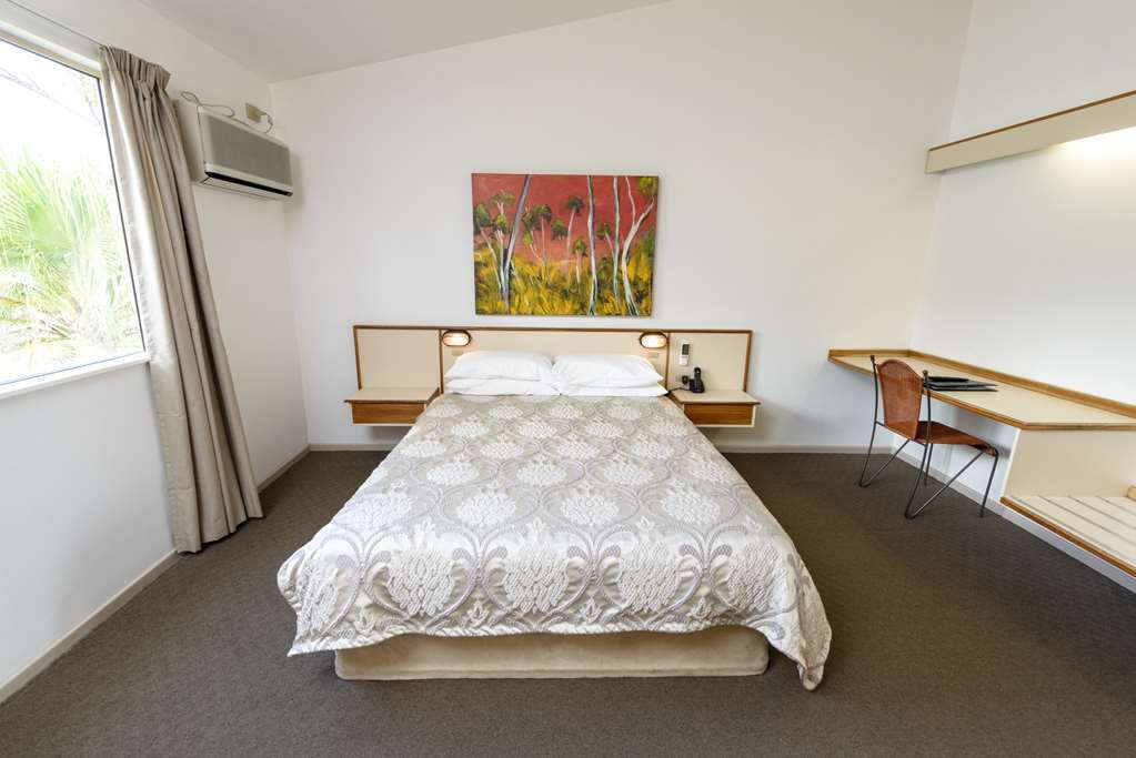 Wild Scotsman Motor Inn Gin Gin Qld ห้อง รูปภาพ